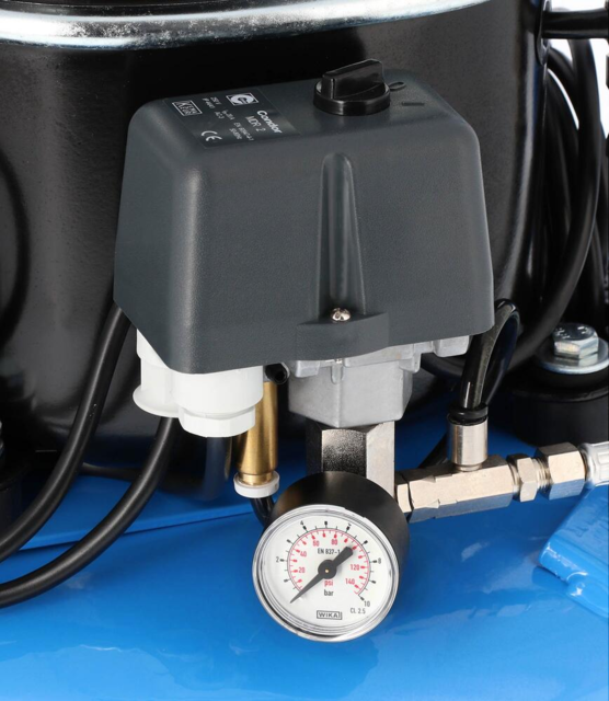 Stempelkompressor Aipress silent air L 9-75